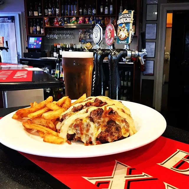 New Orleans Parmi #sportieshotel #sportieslaunceston #beerfood #launcestonpubs #launcestonbars #launcestoneats #parmi #pintandparmi