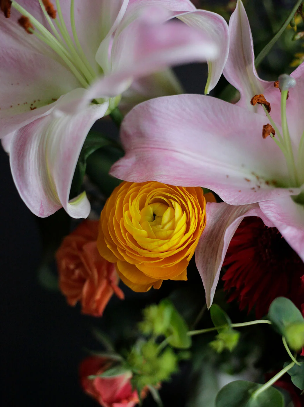 Bea-Rue-Professional-Freelance-Photographer-Rustic-Hudson-Valley-Weddings-Events-Bouquet.jpg