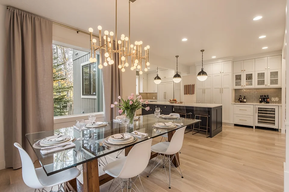 Dining to Kitchen.jpg