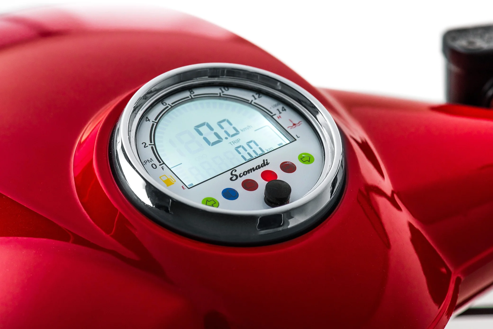 Scomadi_Detail-Speedo_200.jpg