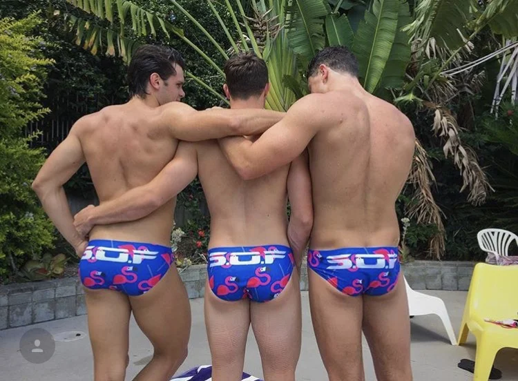 3 wannabe athletes (L to R) Coaches Rory, James and Declan preparing for Noosa Tri '16.
