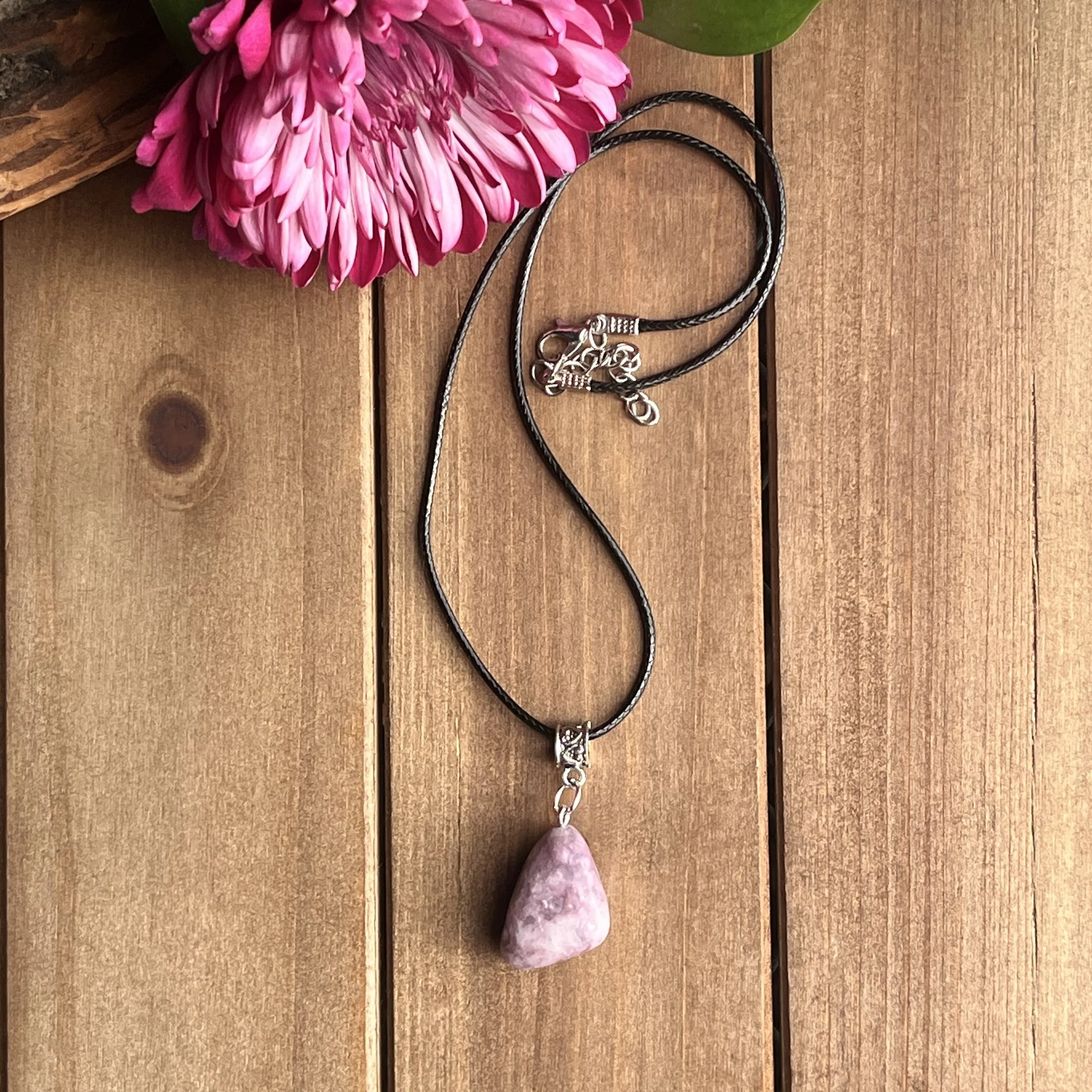lepidolite natural cut necklace