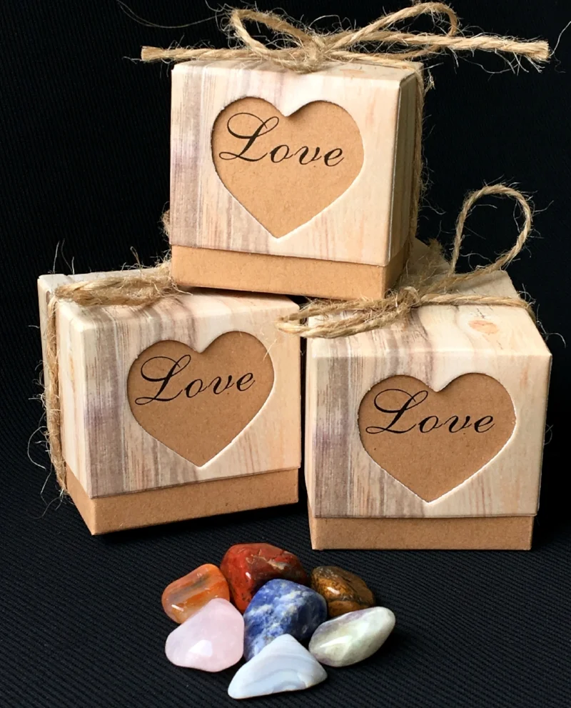 natural gemstone gifts 