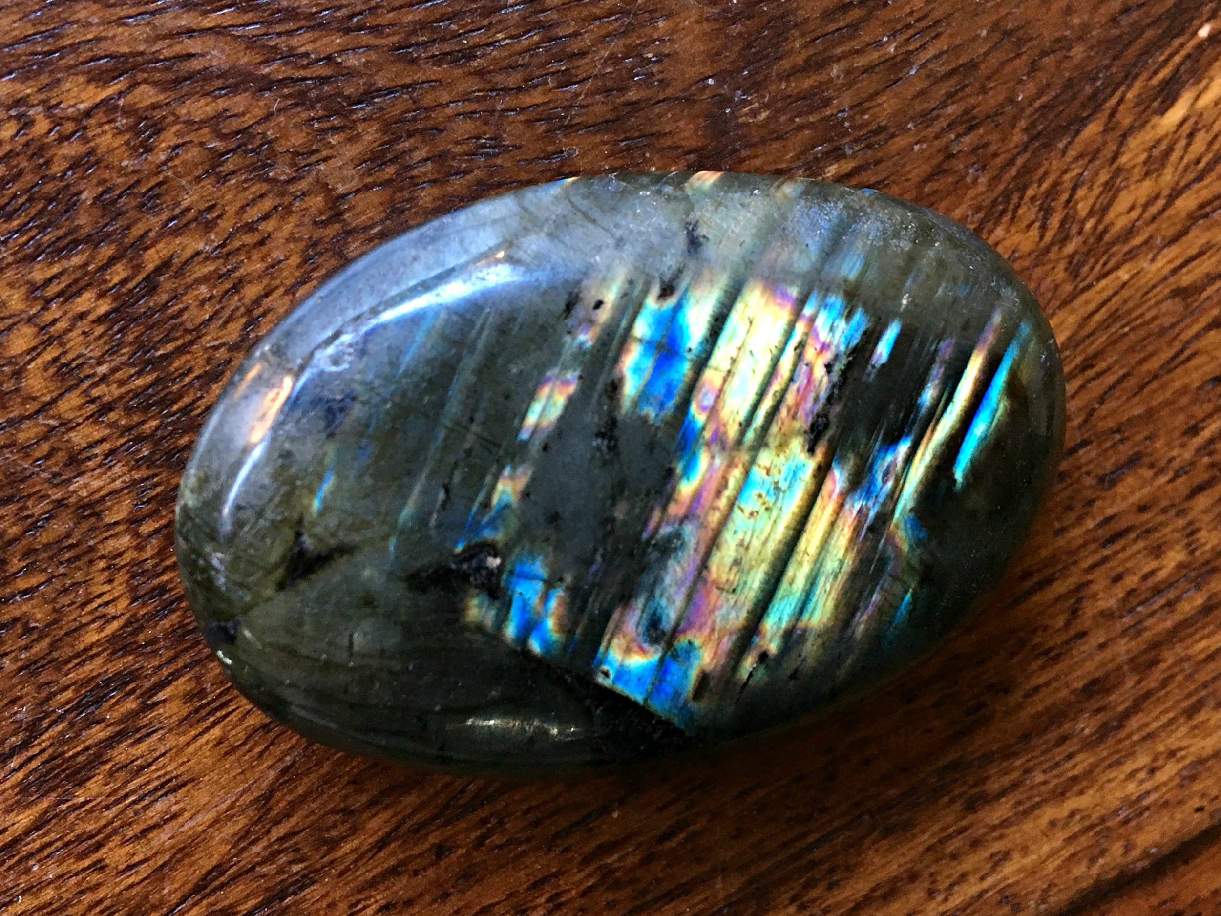 Labradorite stone .png