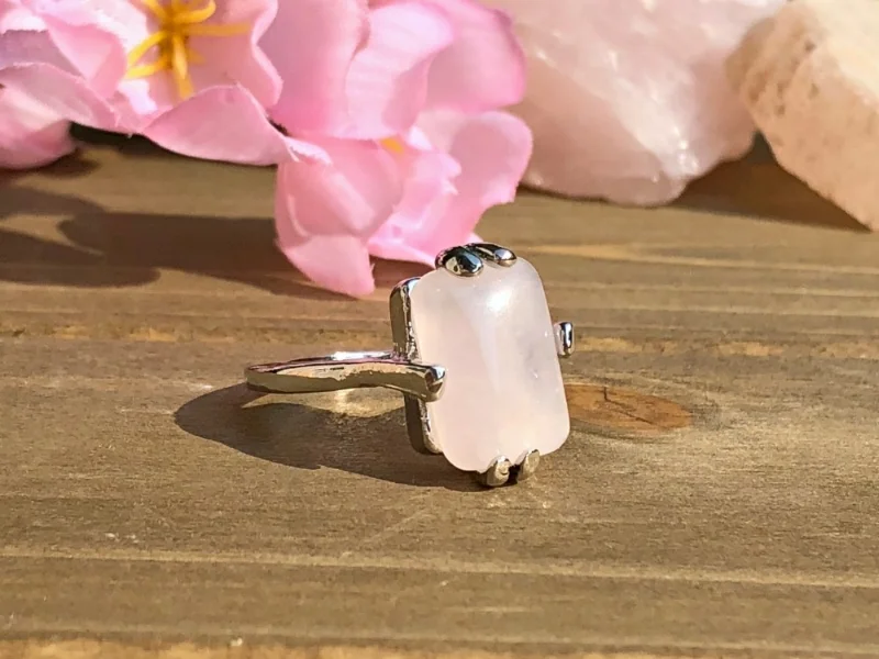 Rose Quartz women's ring size 9