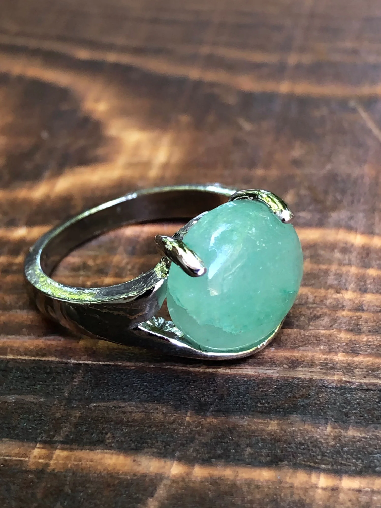 green gemstone ring size 7