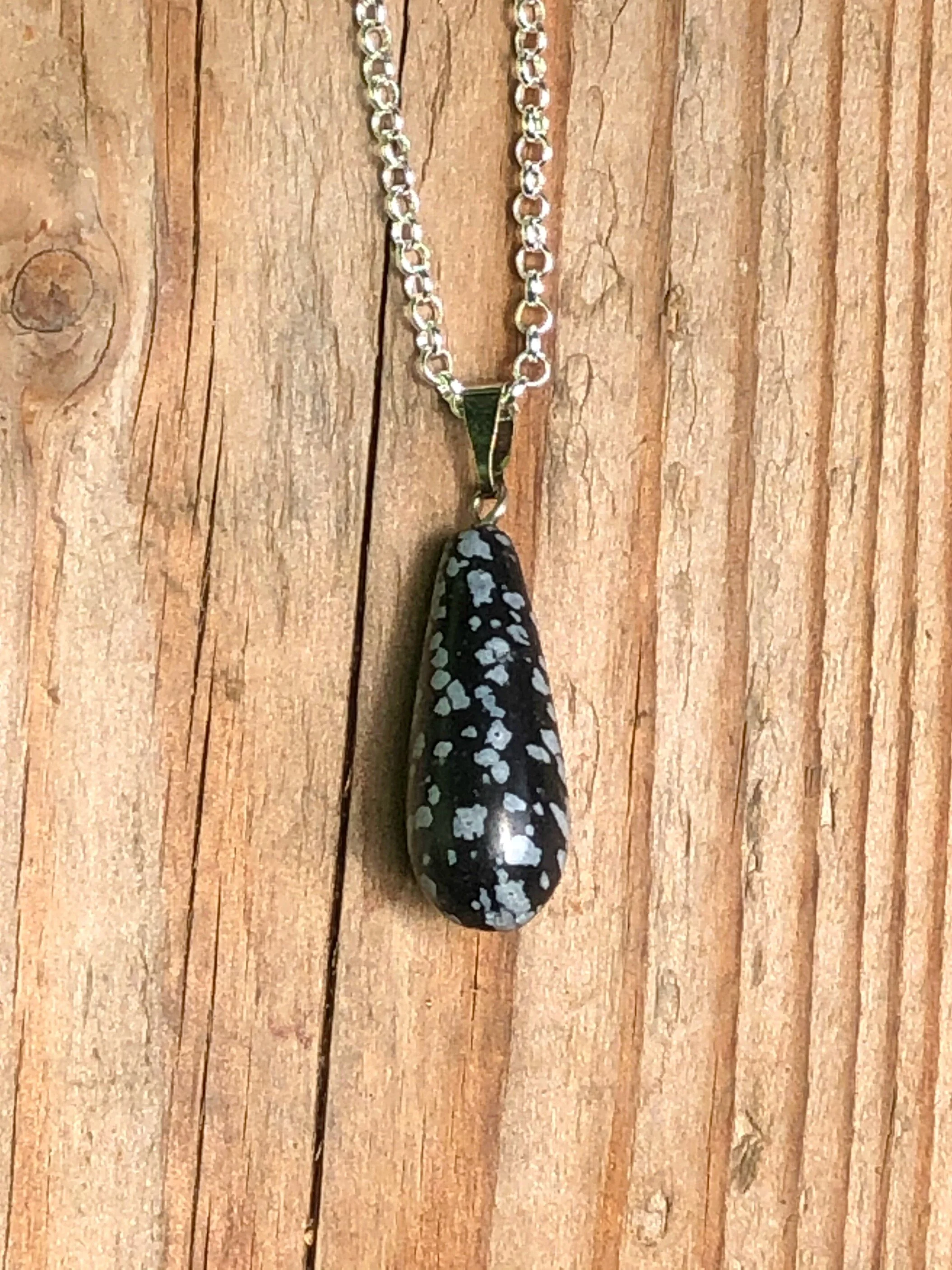 Natural Healing Gems Snowflake Obsidian Gemstone Drop Necklace for
