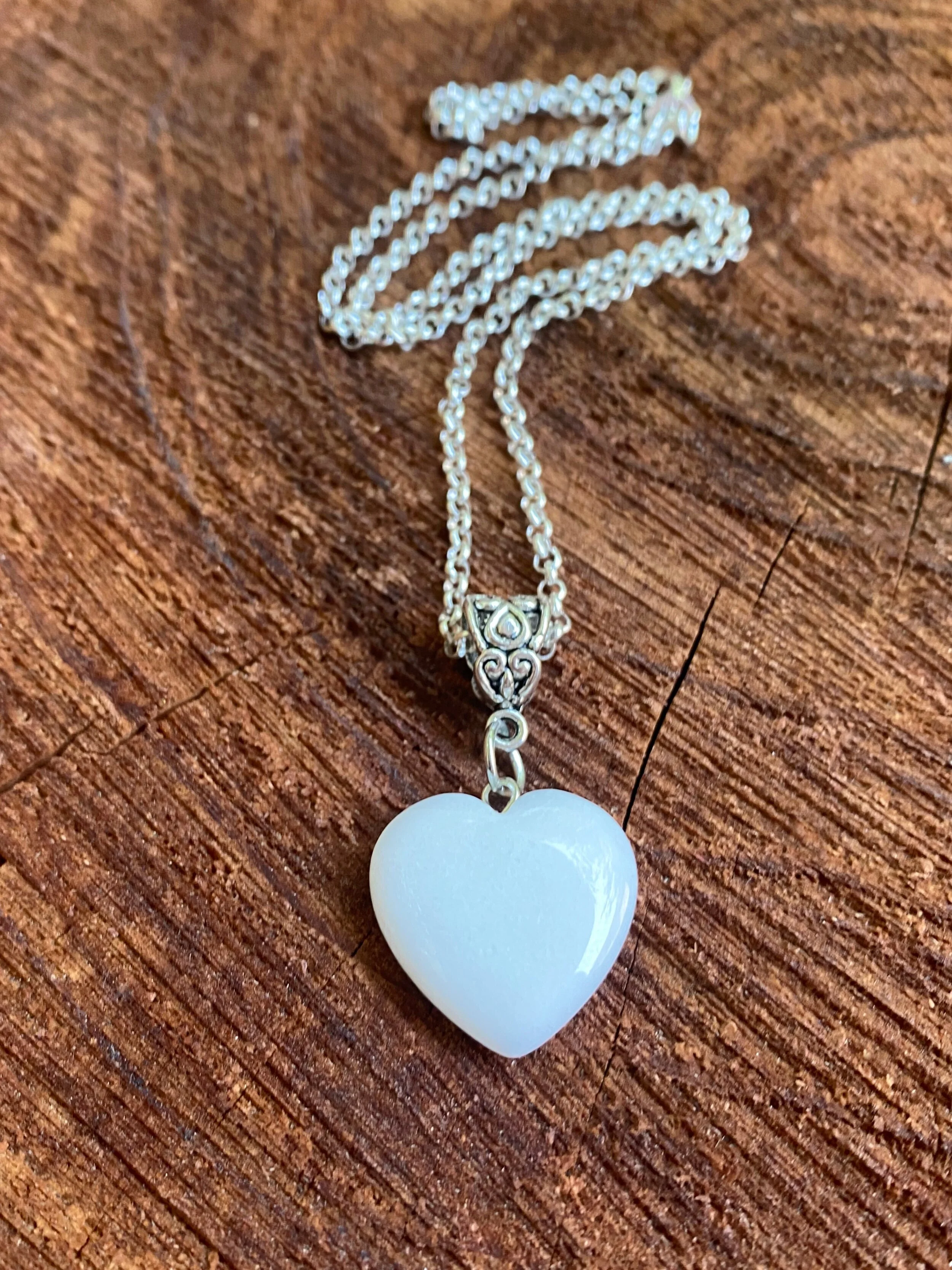 White Jade Gemstone Heart Necklace for Peace