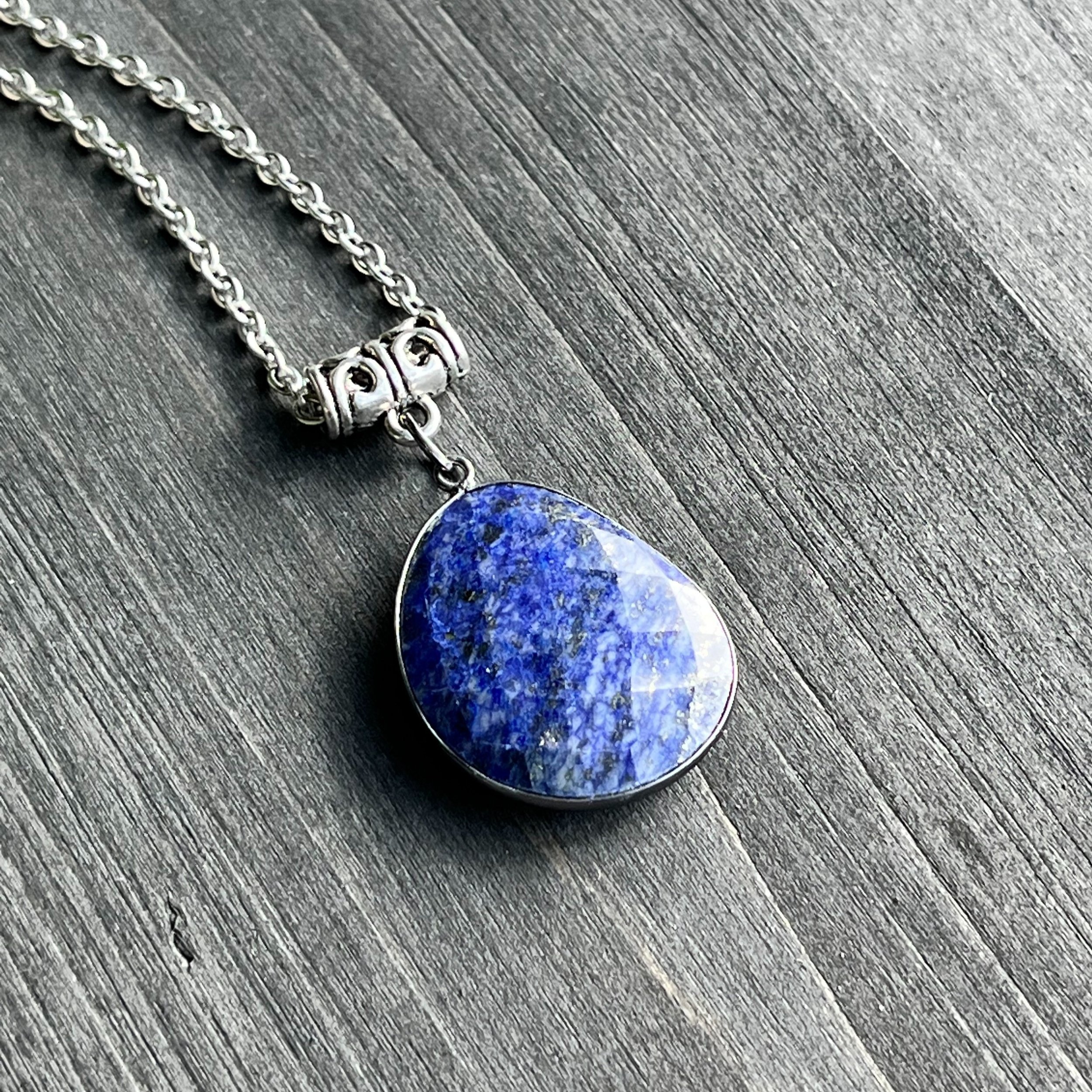 Lapis Lazuli Pendant Necklace | Eli Halili