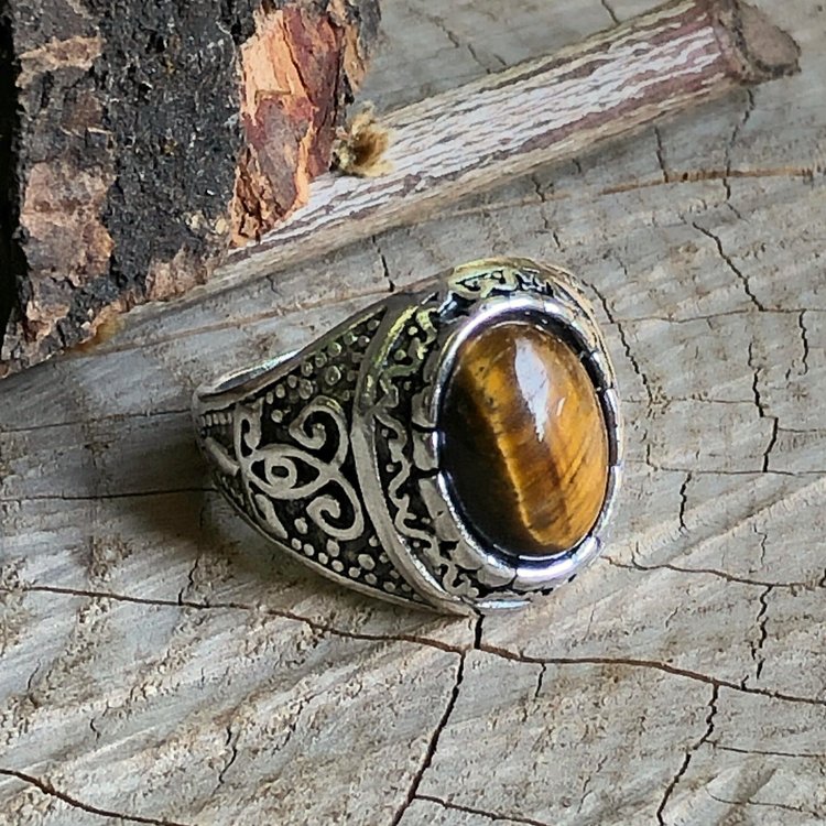 Garnet Crystal Rhinestone Ring Size 9.5 - Emperor
