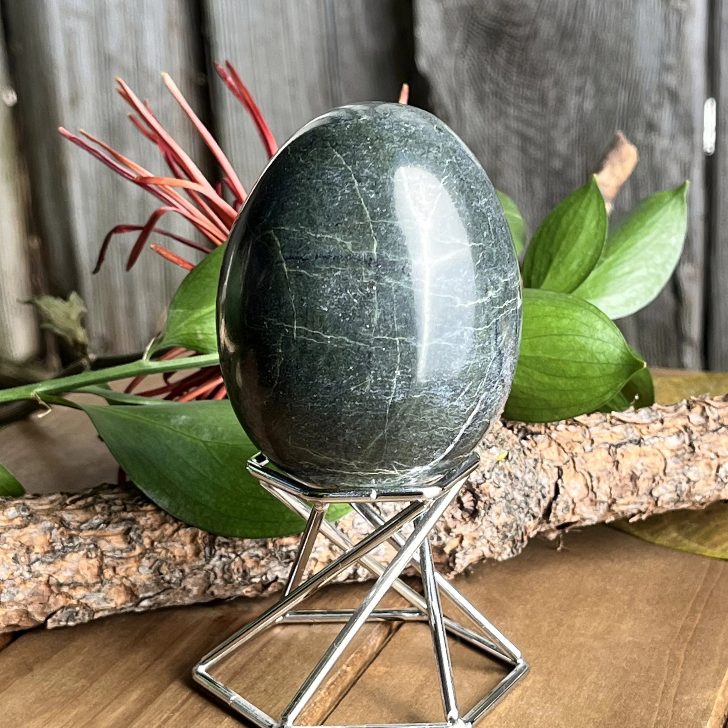 green gemstone egg 4"
