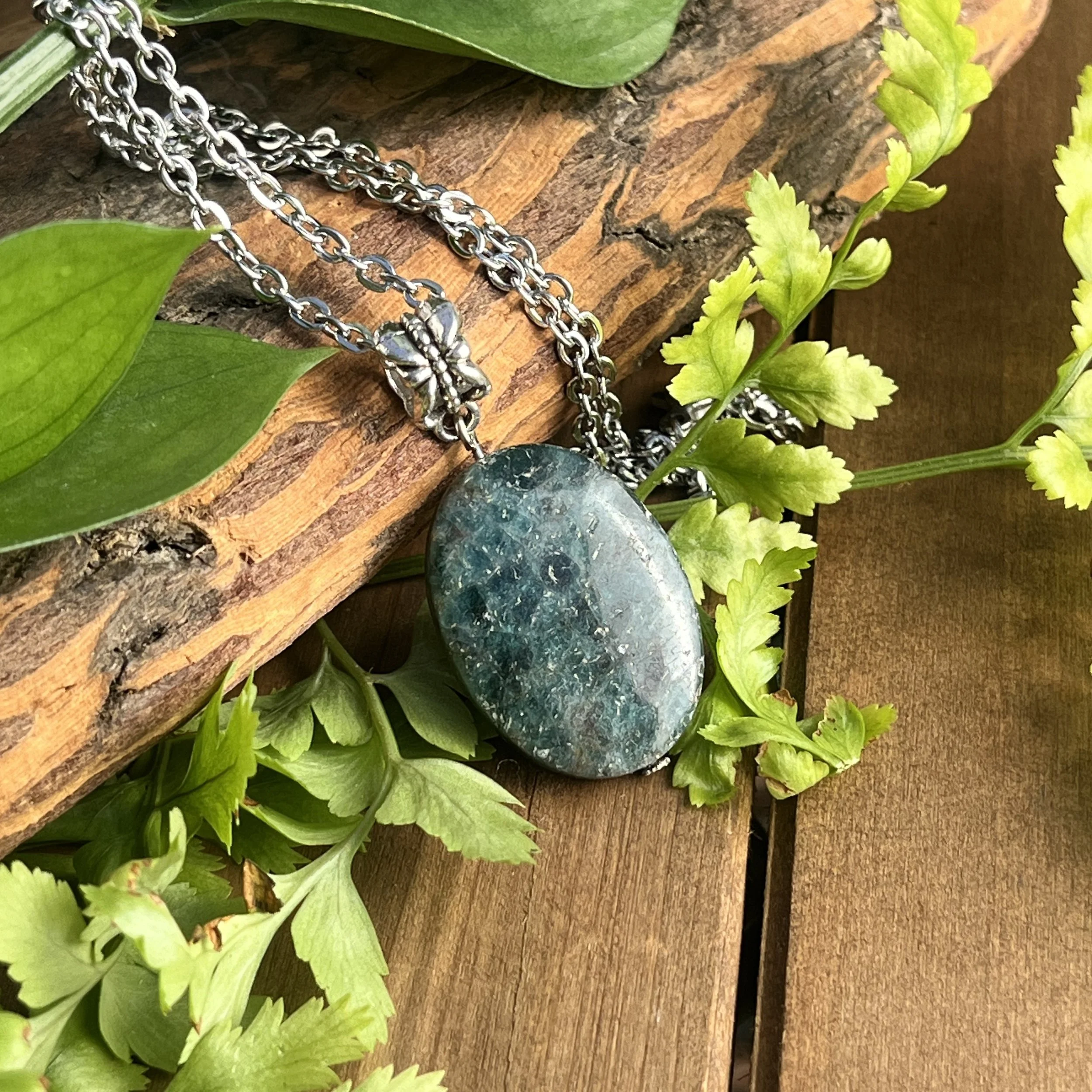 blue crystal necklace