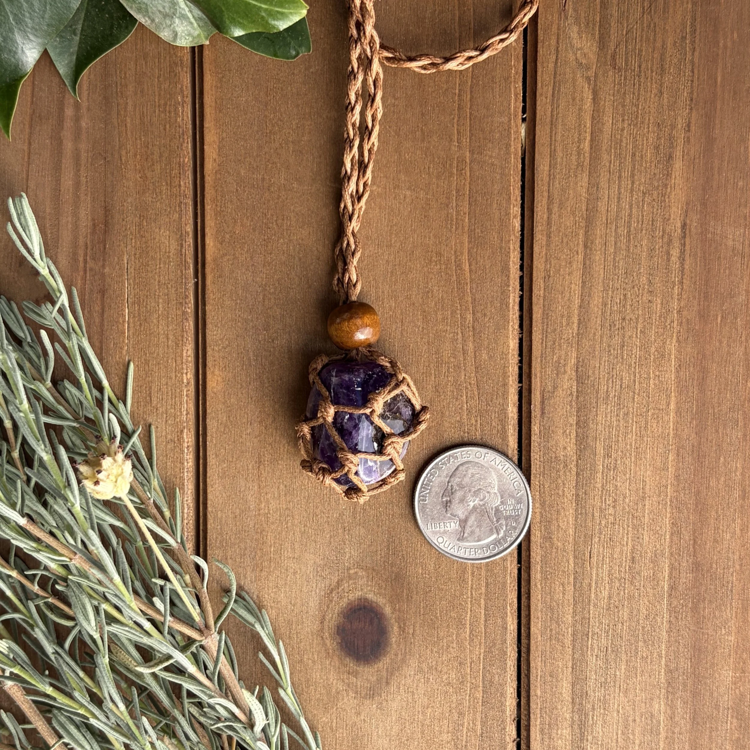 amethyst tumbled macrame necklace