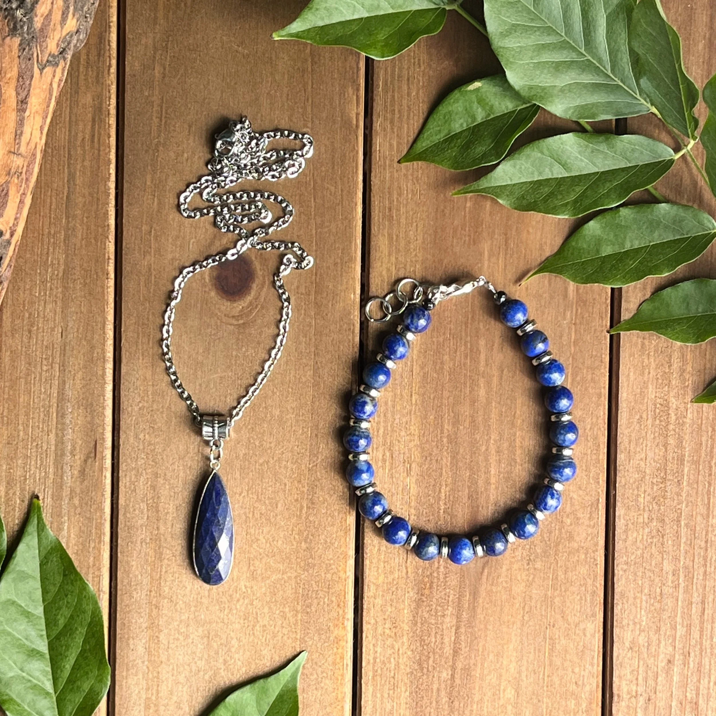 Lapis Lazuli necklace and bracelet set