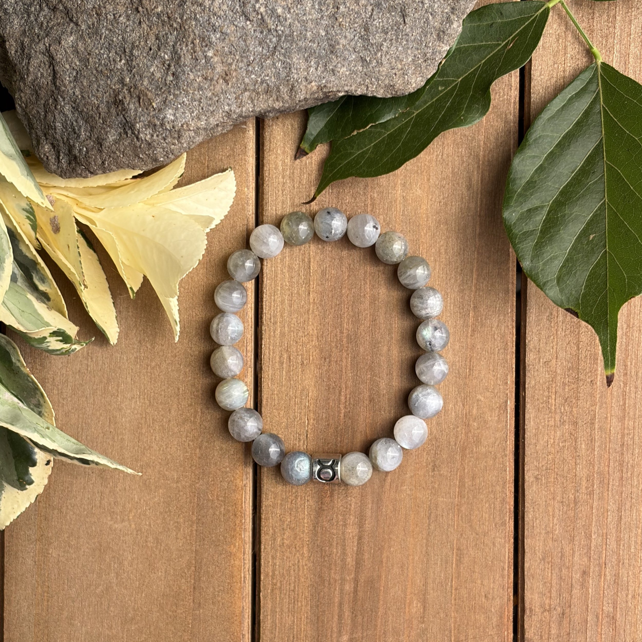 Taurus Labradorite Gemstone Bracelet for Intuition