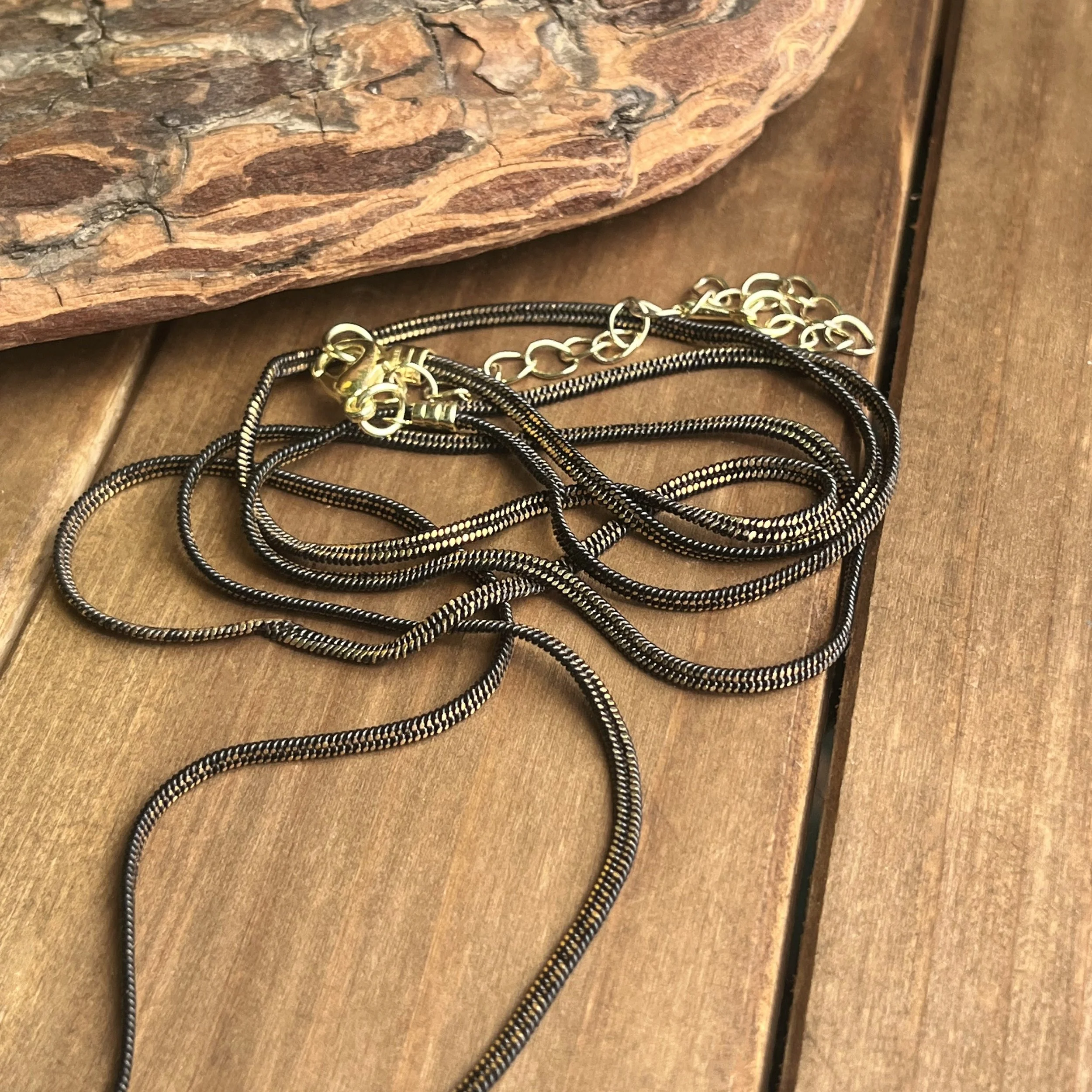 black and gold chain