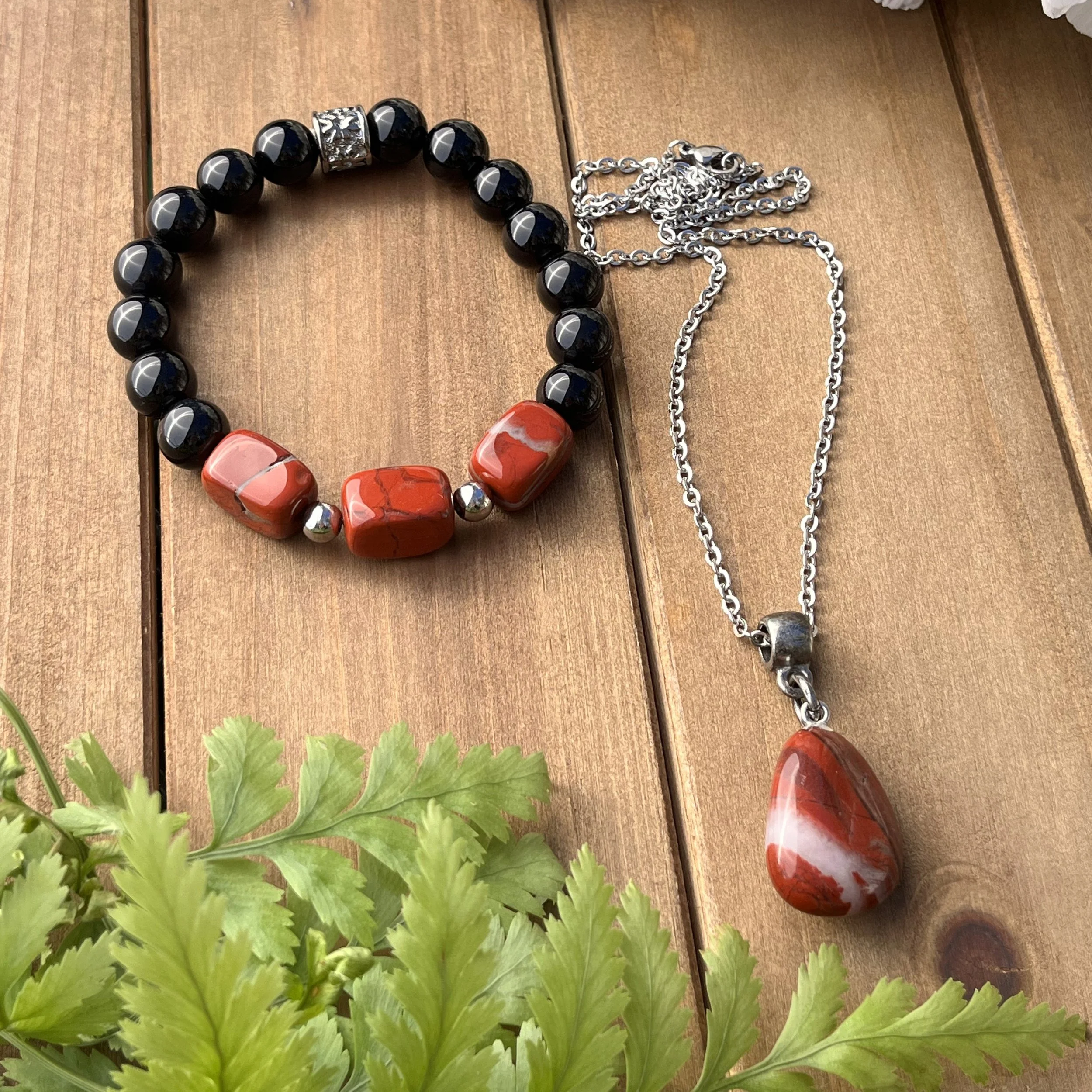Jasper with Onyx necklace and bracelet set