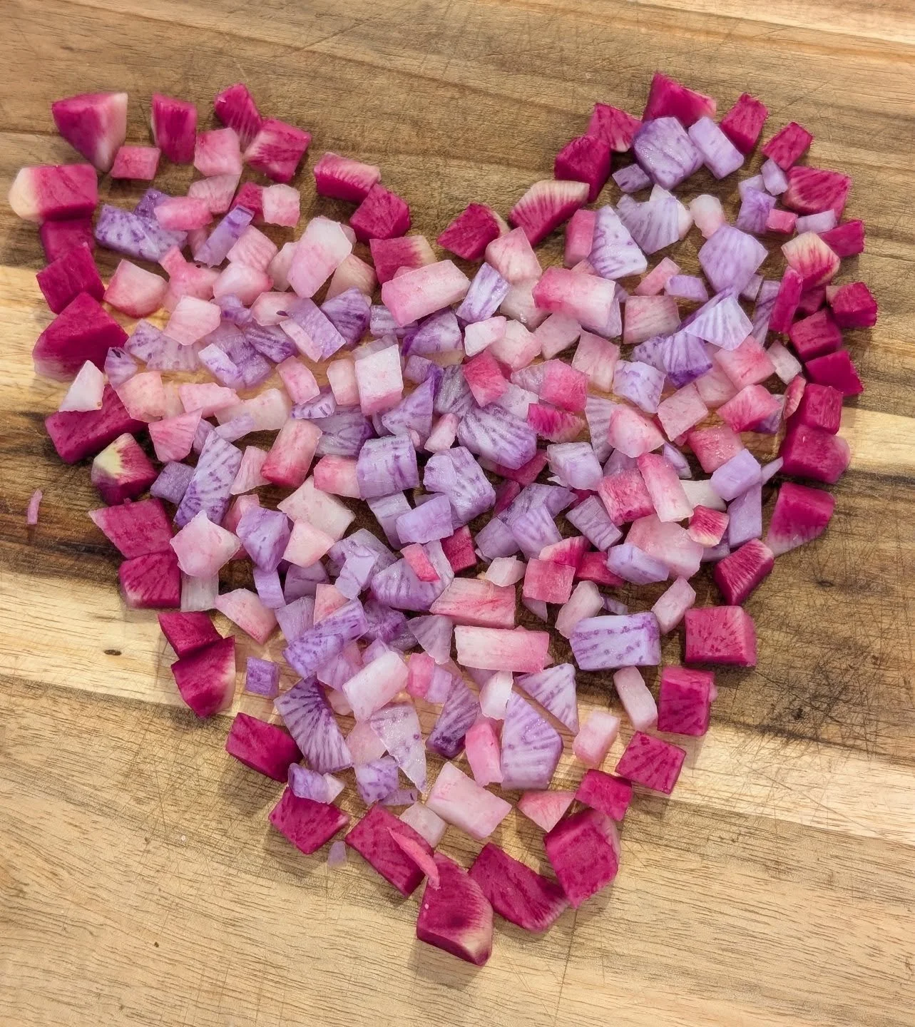 Food is love, isn't it? Happy Valentine's Day from us and our daikon radishes. ❤️🩷💜