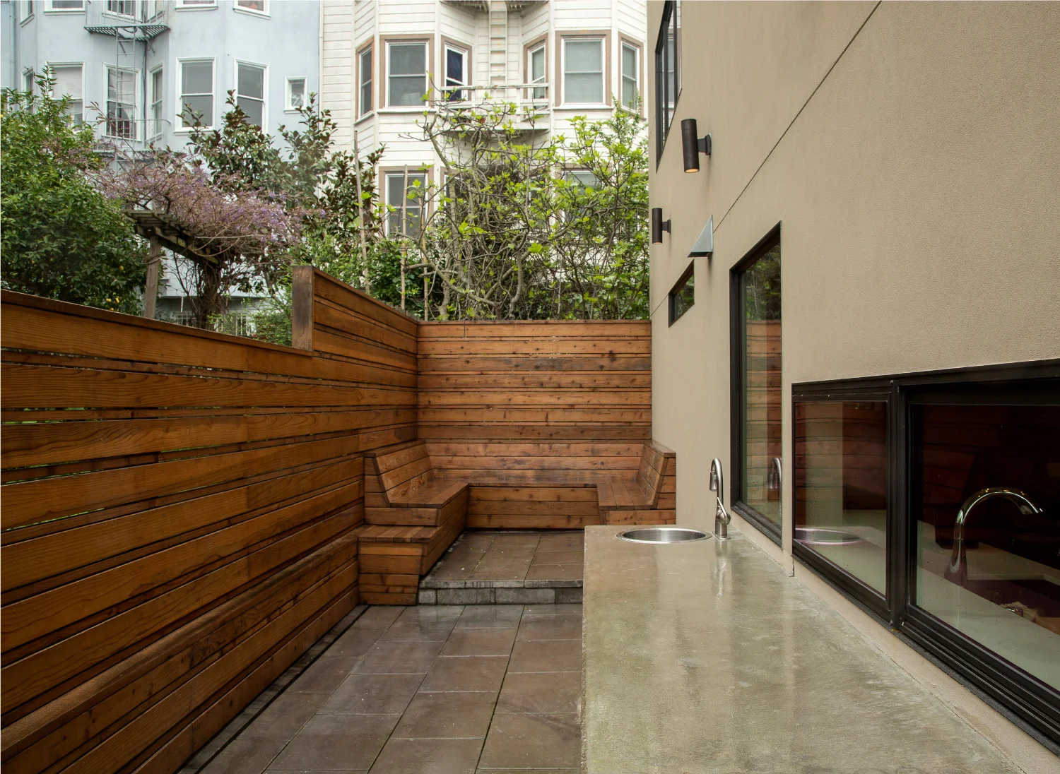 Volume 21 Architecture: Washington Street, San Francisco