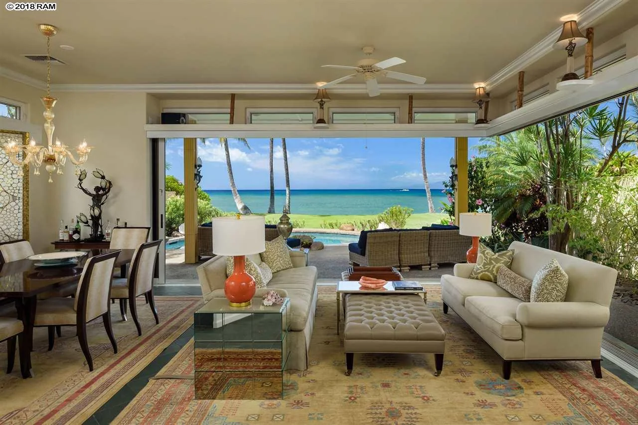maui380562-6.jpg