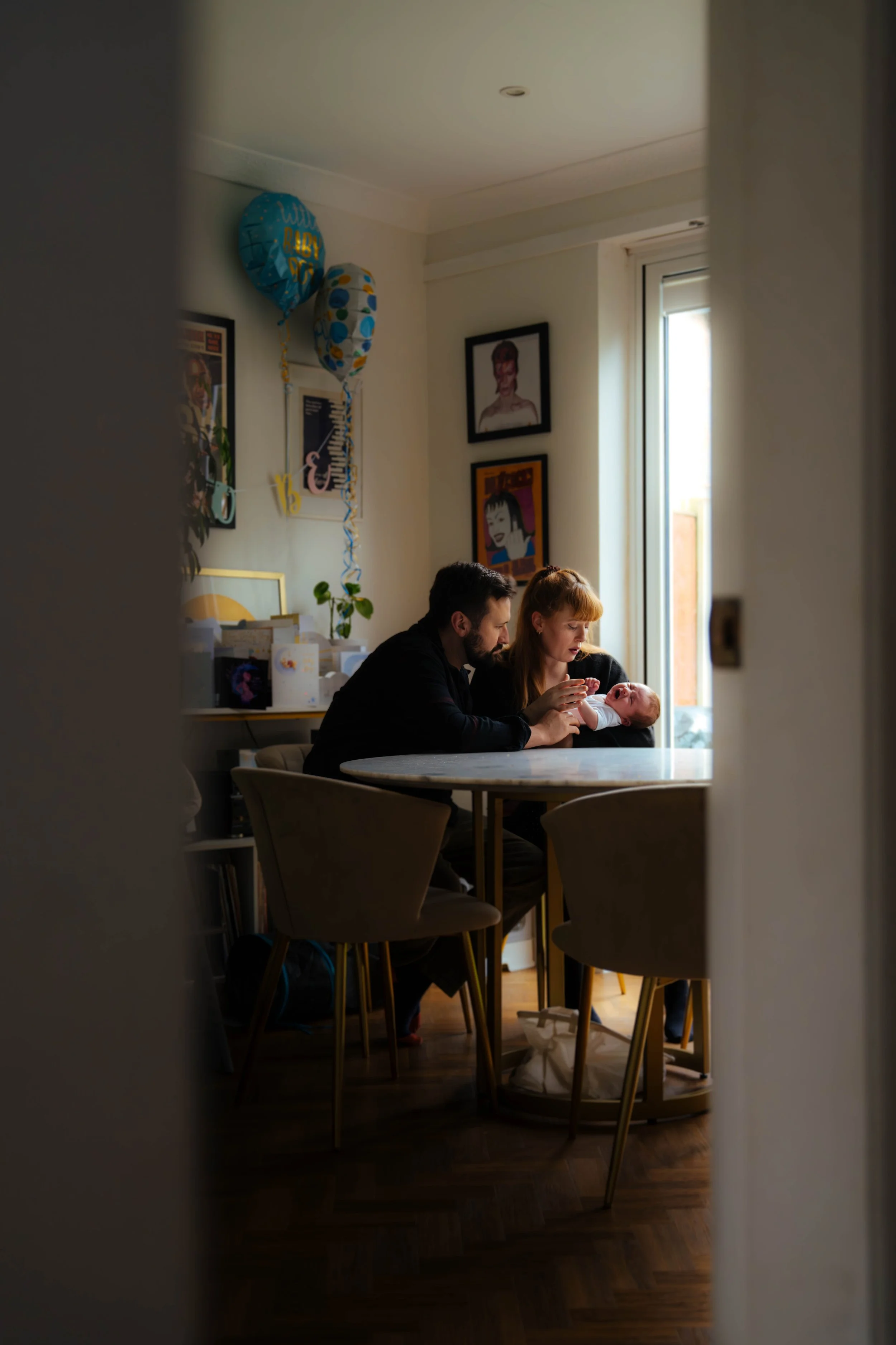 Creative working at home with family — lifestyle and documentary photography session