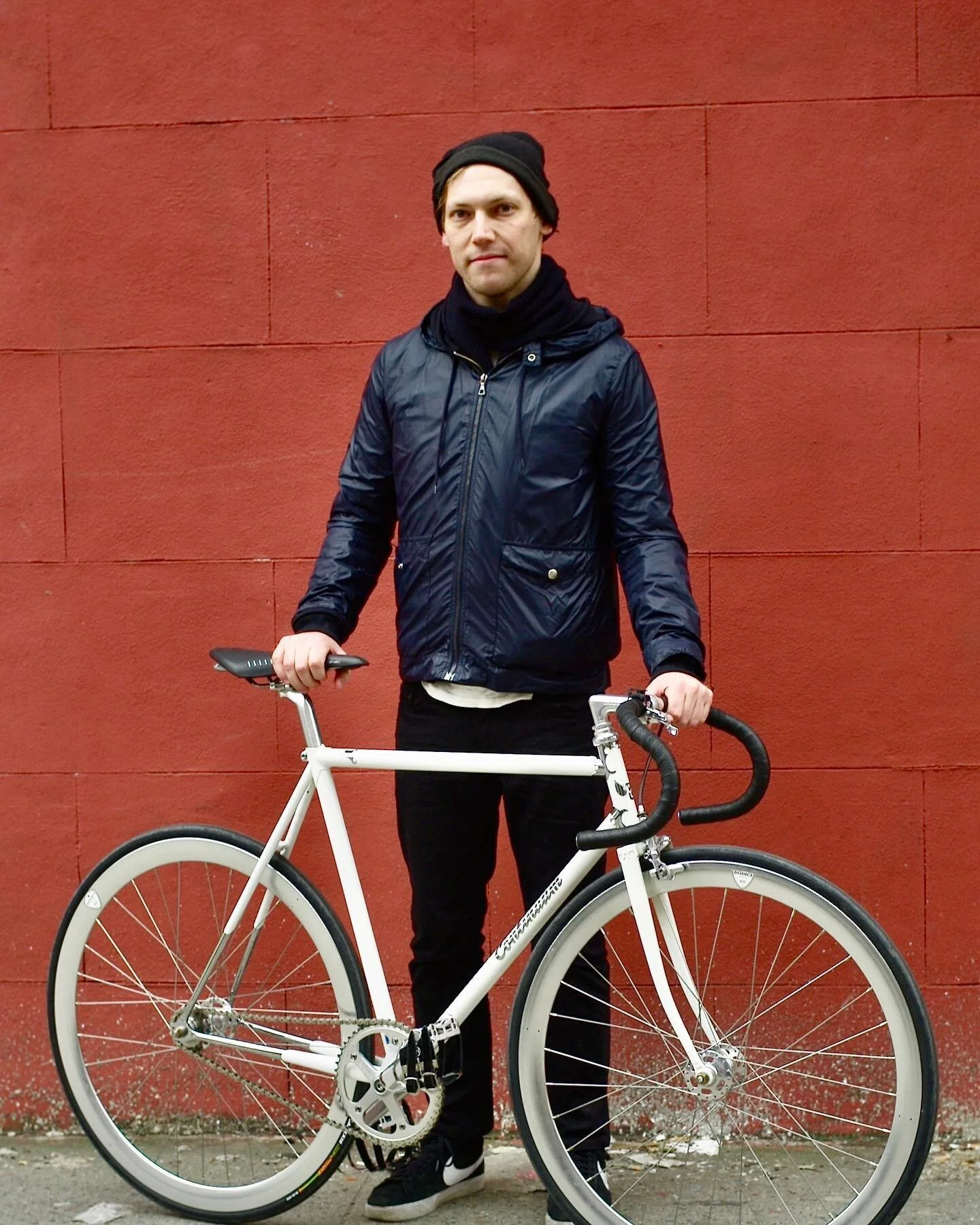 @danfinkler with his custom #continuumpista with its original wheelset;) #richardsachs  #newvexlugs  #nervex  #newvex  #steelisreal  #handcraftedinitaly  #handmadeinitaly  #handpaintedintheusa  #paintedandchromedintheusa  #steelugged  #sugino75  #dod