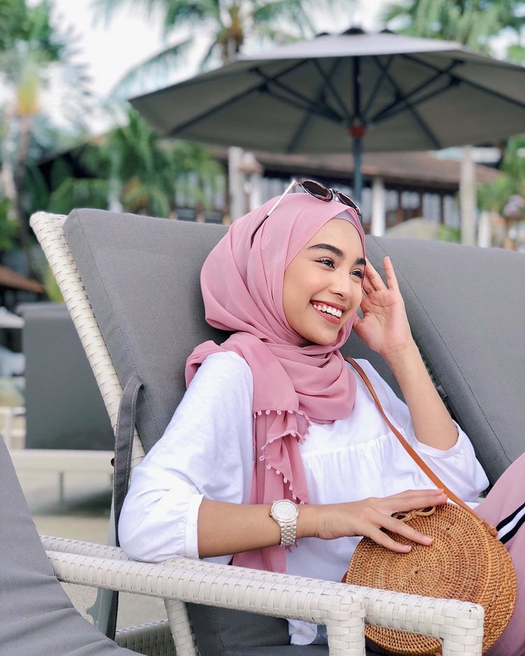 Instagram sharifah rose Malaysians defend