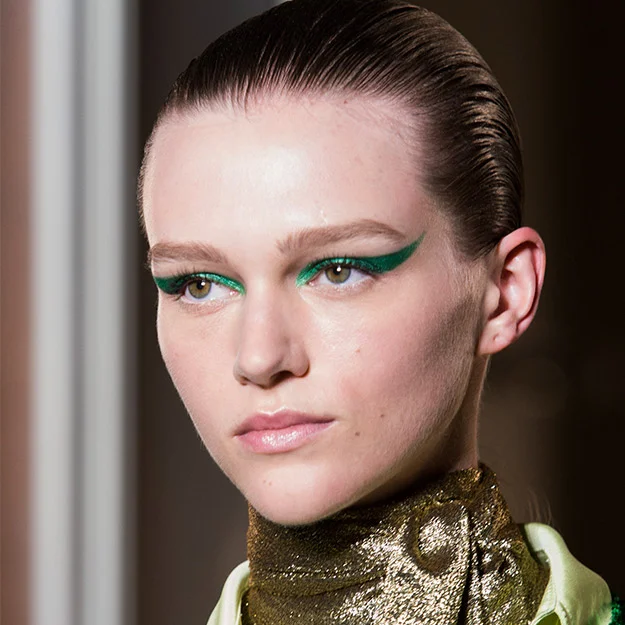 0_Valentino-Couture-Fall-2018-Beauty.jpg