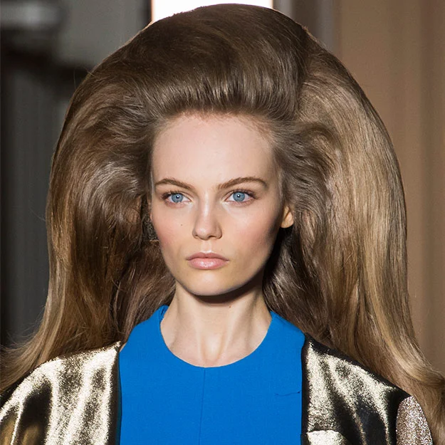 0_Valentino-Couture-Fall-2018-Hair.jpg