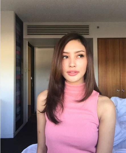 Women Crush December Issue Up Close Personal With Zeera Azizi Thread By Zalora Malaysia