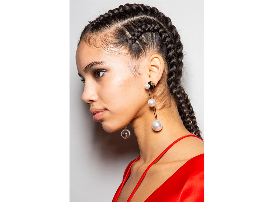 London-Fashion-Week-AW19-Beauty-David-Koma.jpg