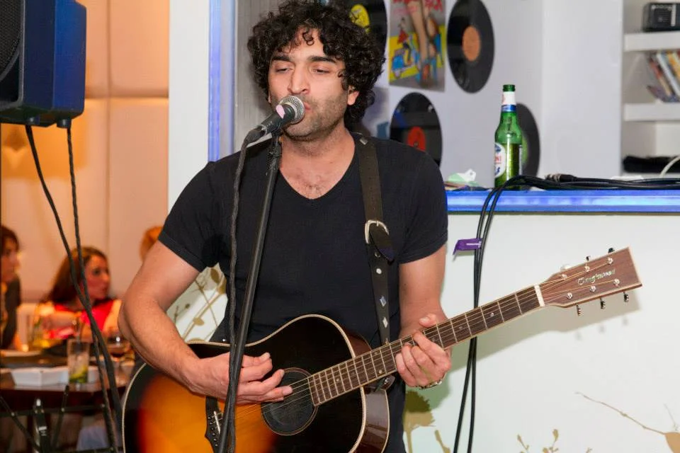 Live Band Guitar Eaton Sq.jpg