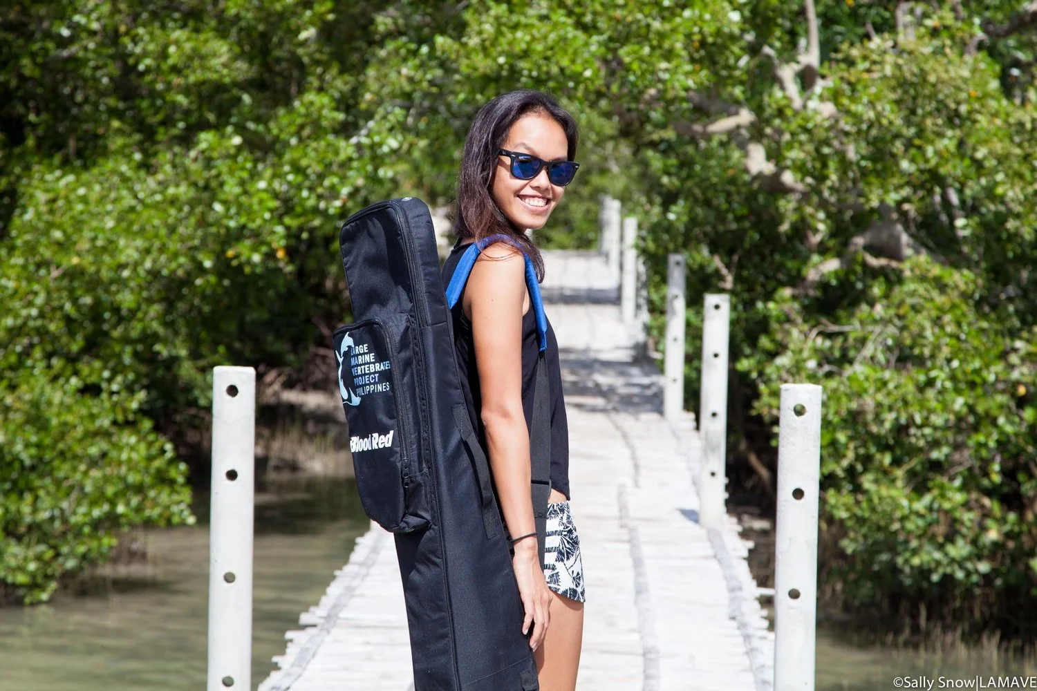 volunteer-lamave-philippines.jpg
