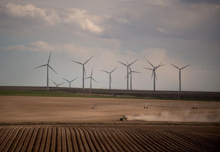 Lava Ridge Wind Farm