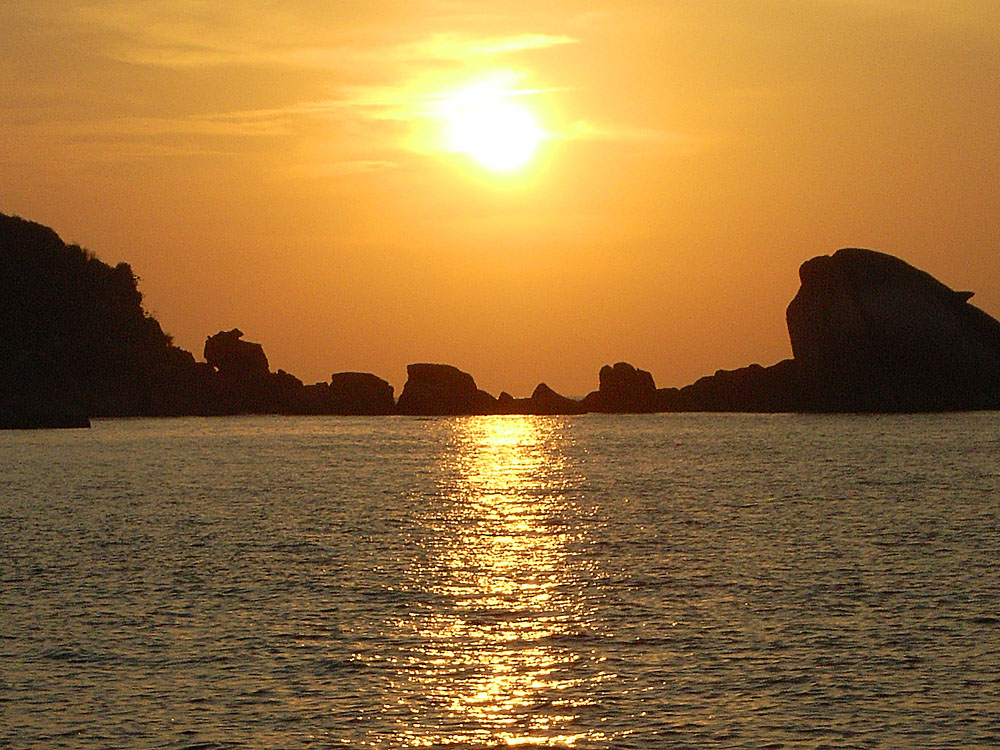 016 sunrise - thailand.jpg