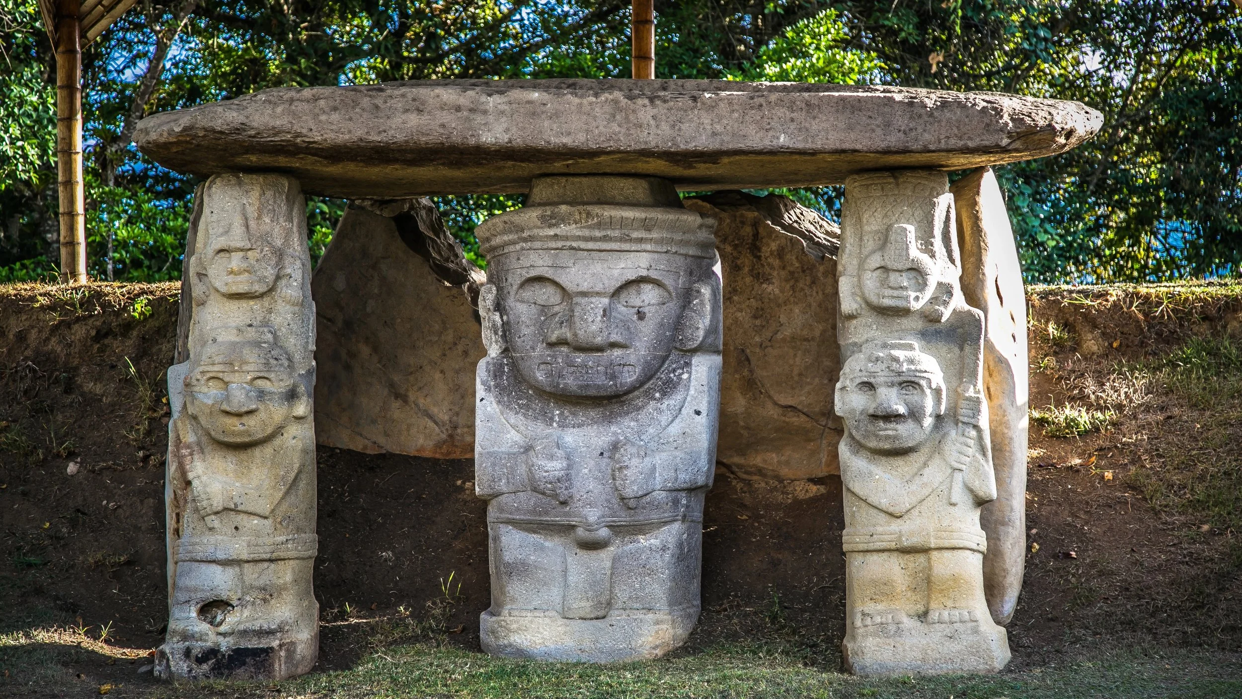 idols in colombia widescreen.jpg