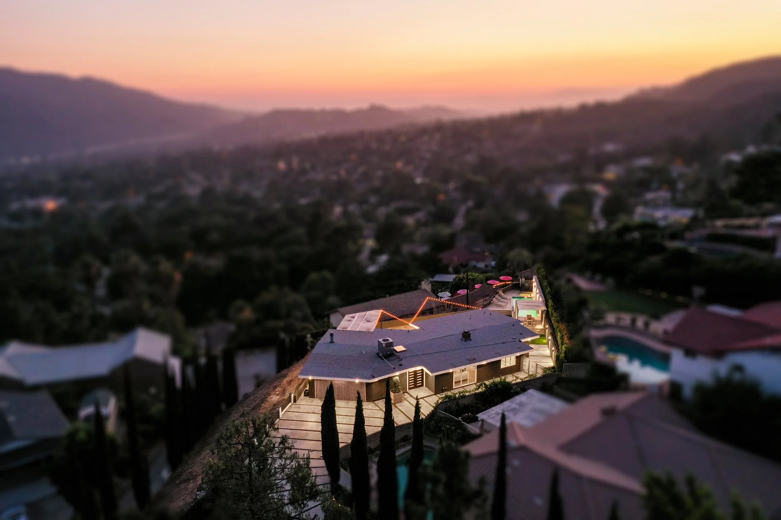 Tilt Shift Mid Mod.jpg