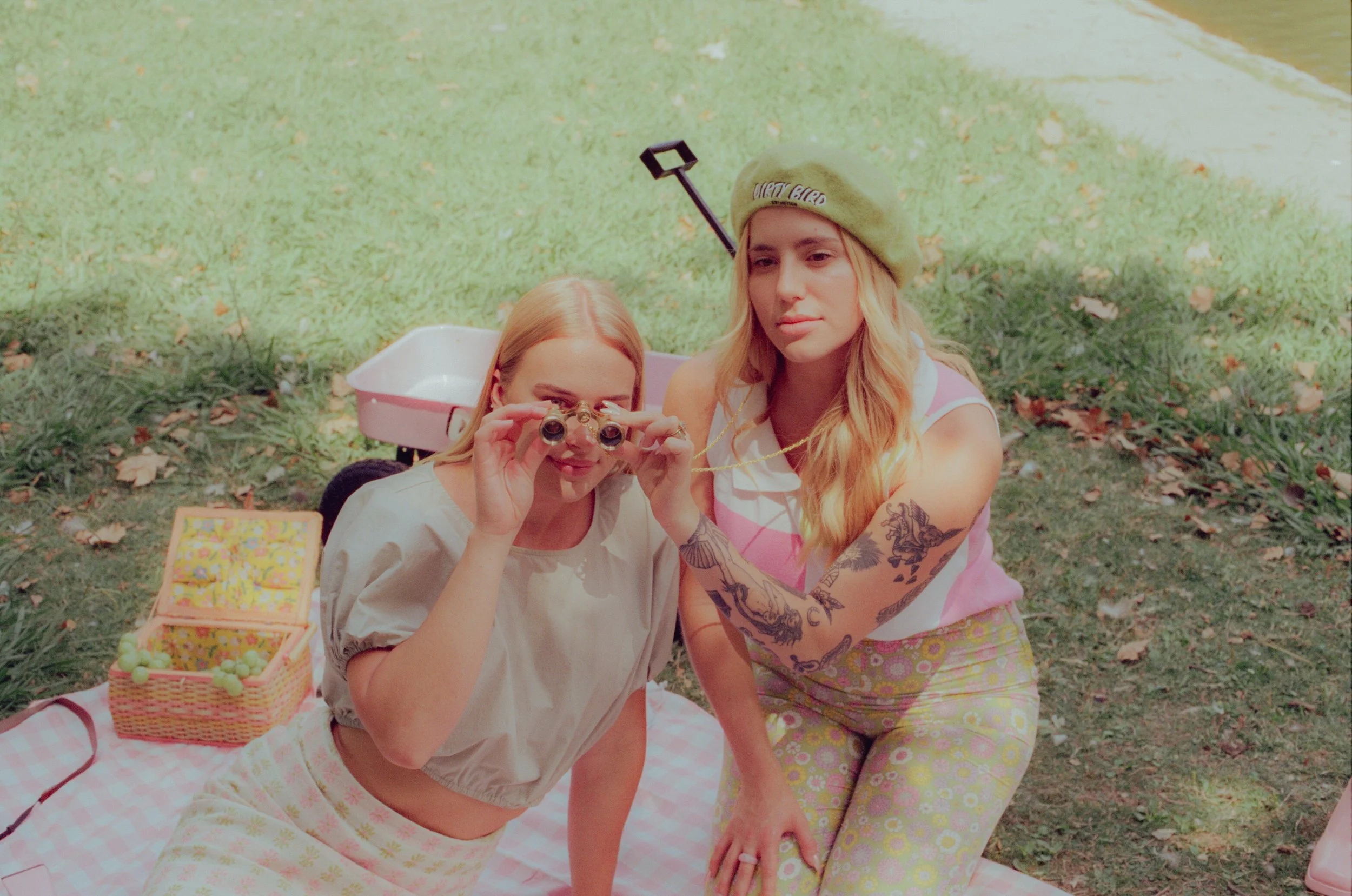 Dirty Bird Goes Bird Watching Film 141.jpg