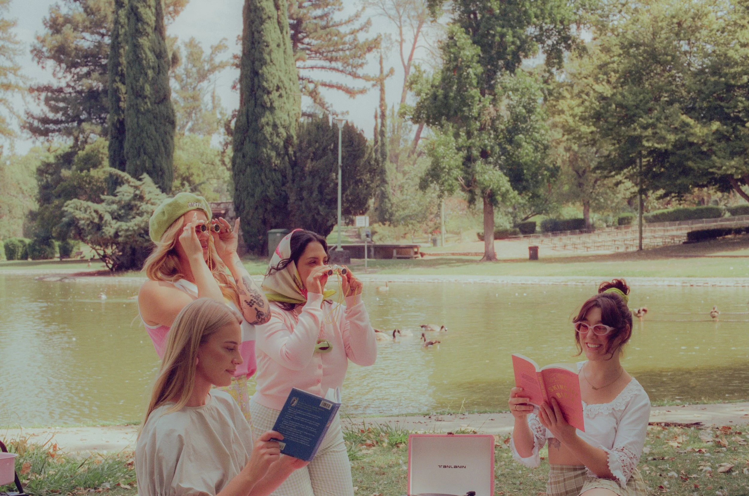 Dirty Bird Goes Bird Watching Film 154.jpg