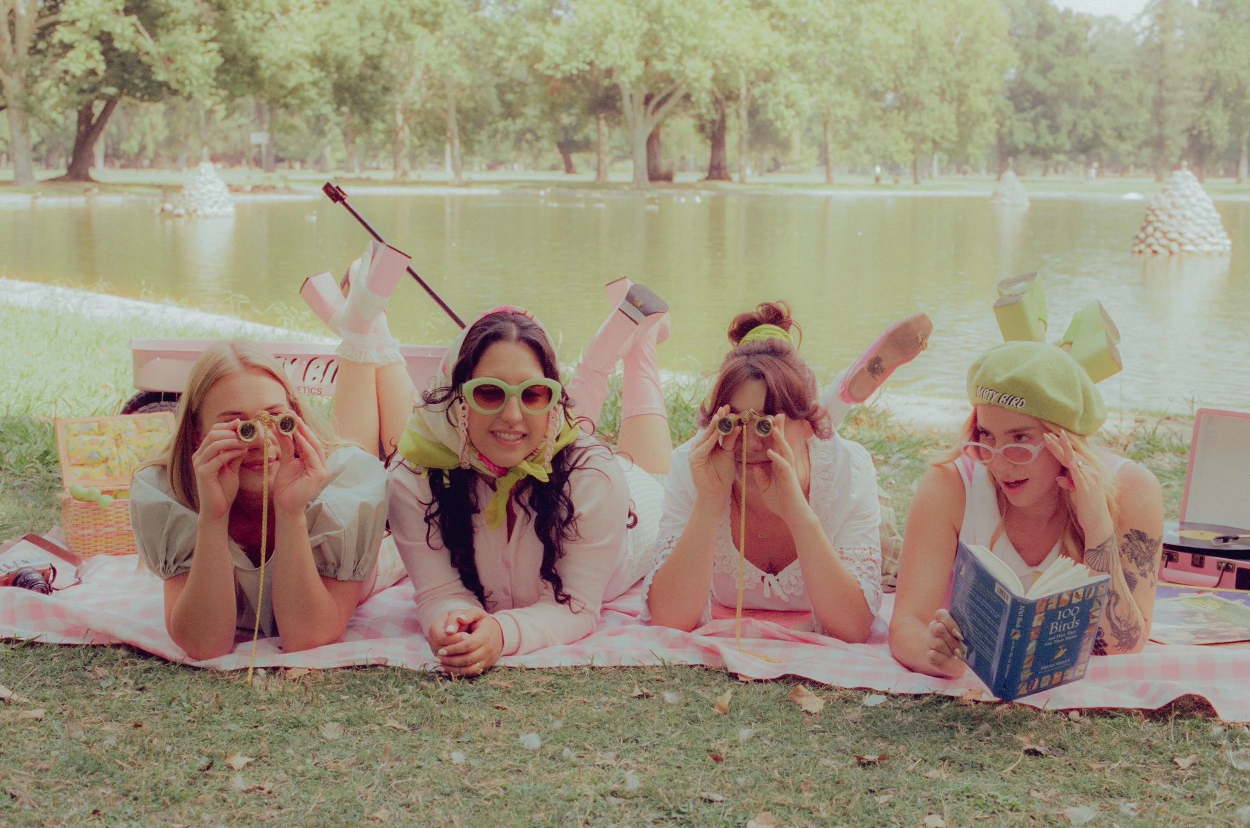 Dirty Bird Goes Bird Watching Film 161.jpg