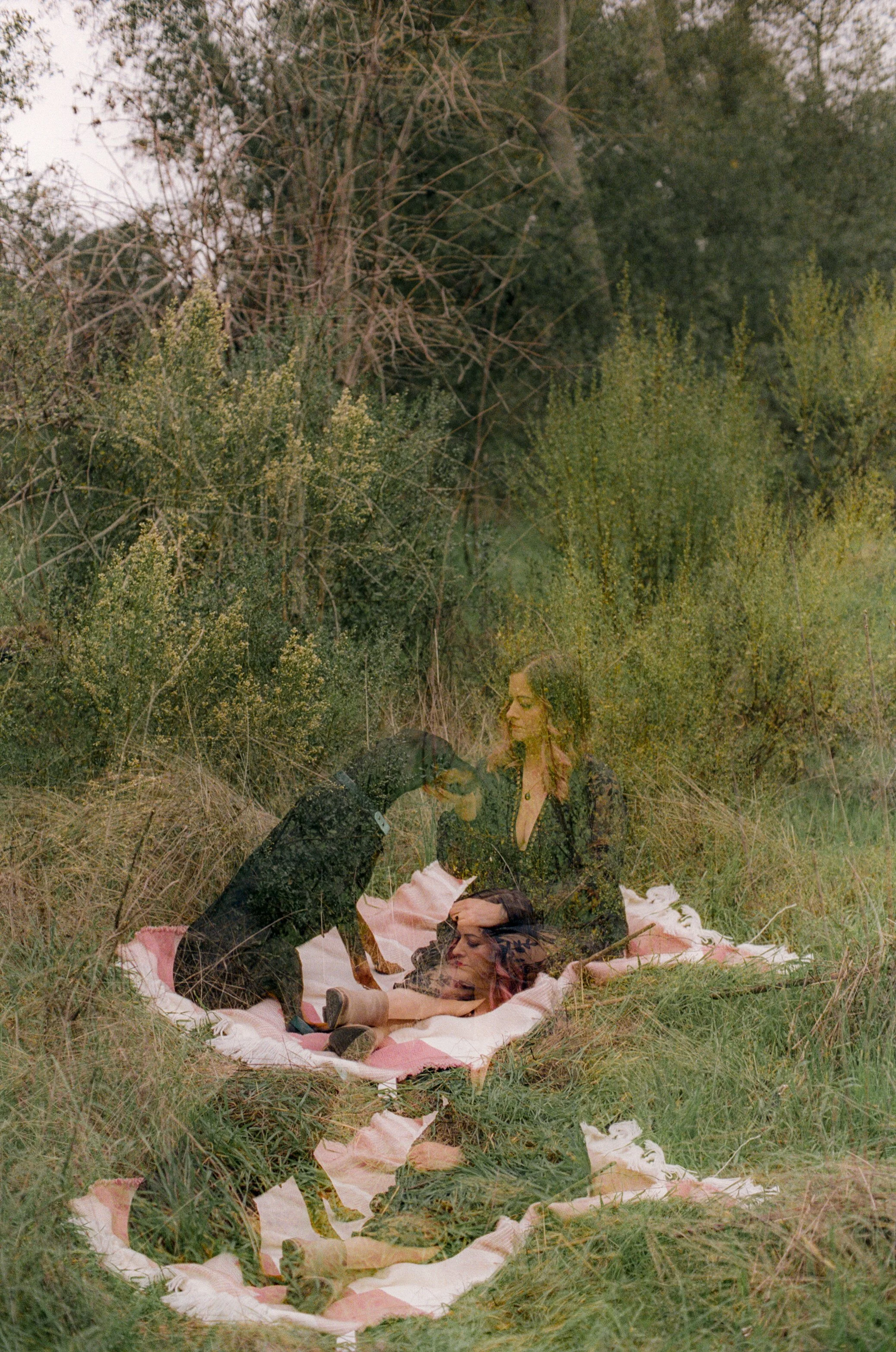 Sarah and Frankie 43.jpg