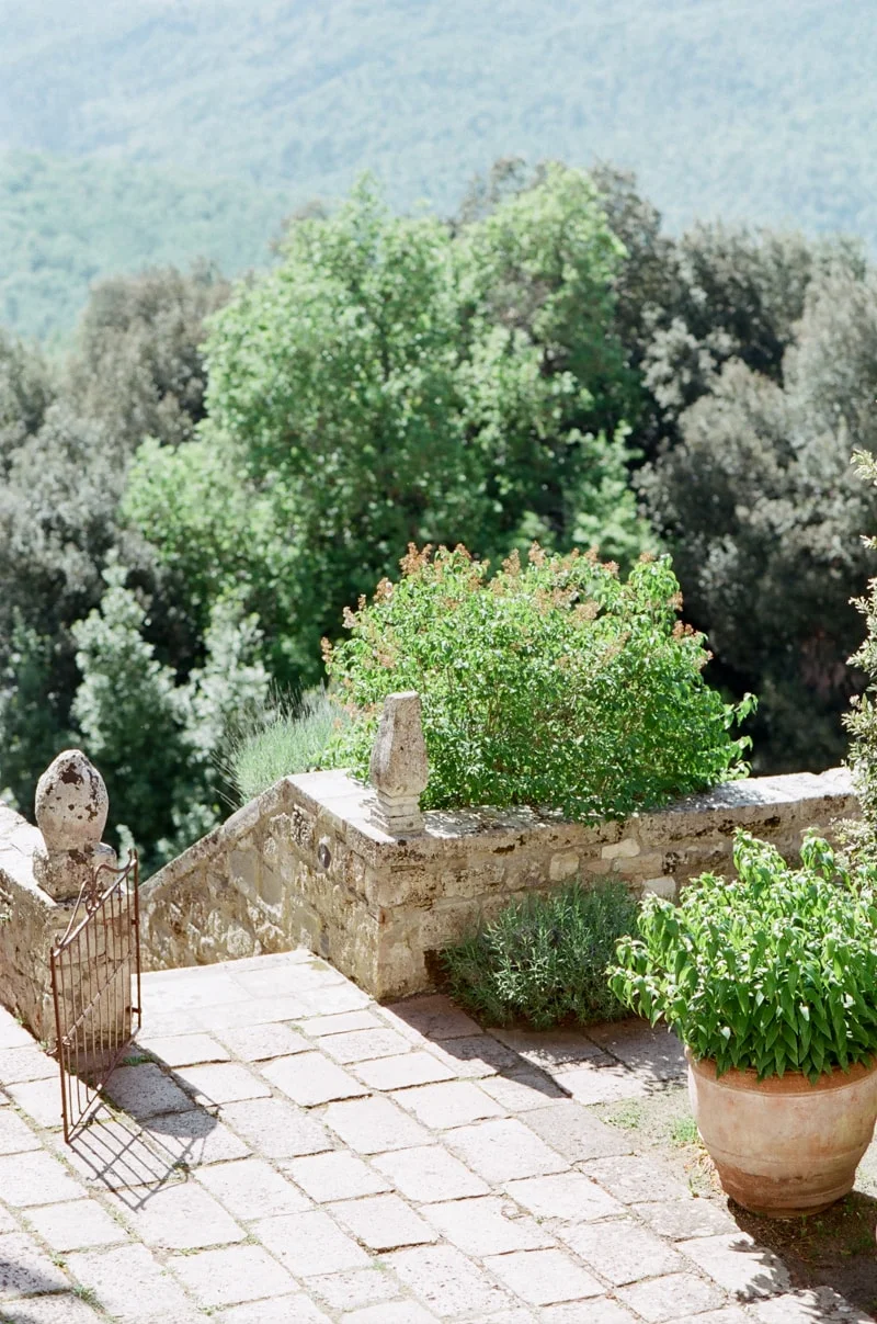 borgo-pignano-tuscany-italy-wedding-photos-6-min.jpg