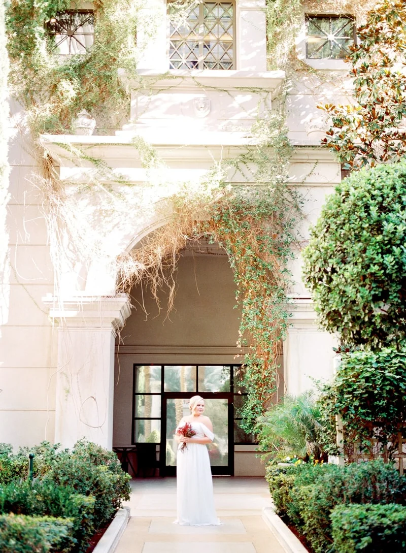 caesar-palace-las-vegas-bridal-portraits-7-min.jpg