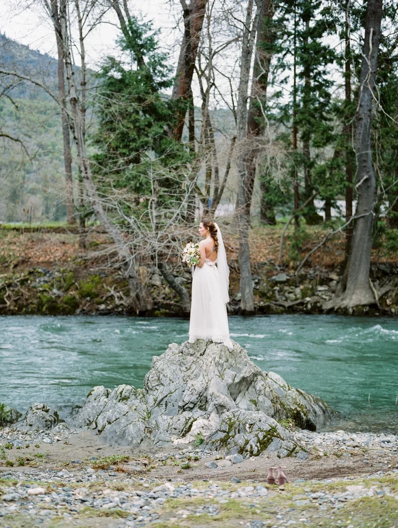 red-lily-vineyards-wedding-inspiration-contax-645-7-min.jpg