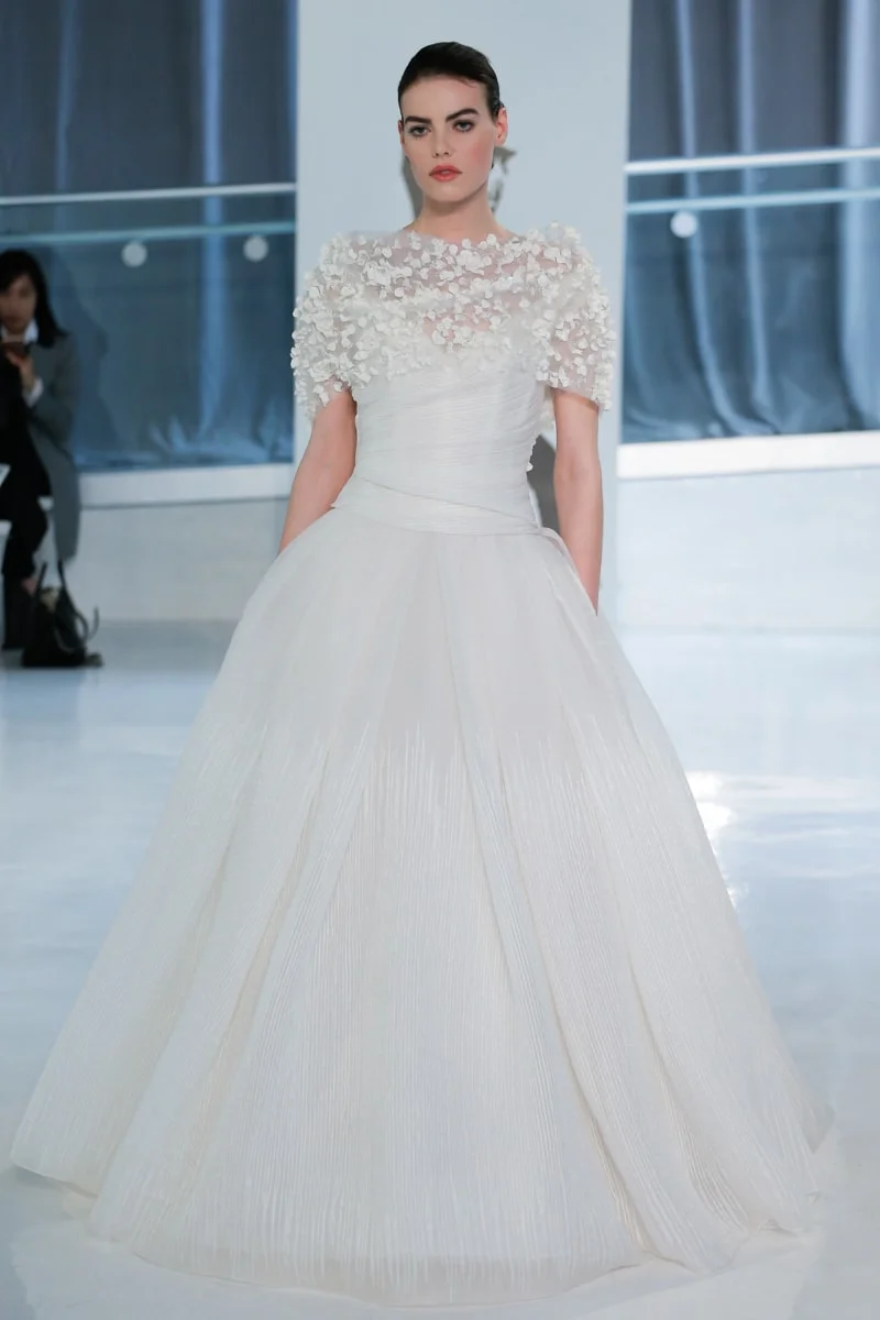 peter-langner-spring-2018-wedding-dresses-7-min.jpg