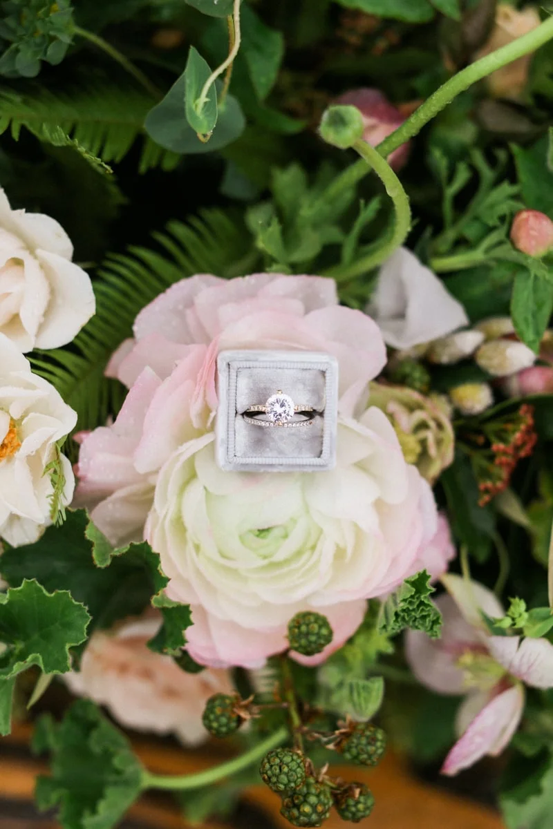 romantic-coastal-elopement-in-cannon-beach-17-min.jpg