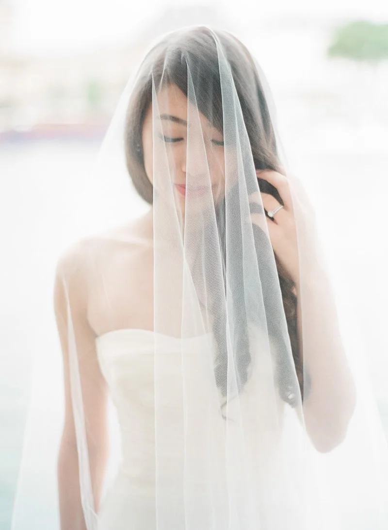 pre-wedding-engagement-photos-in-Paris-min.jpg
