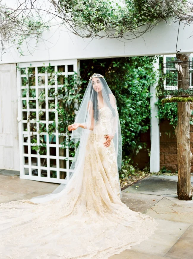 watson-house-garden-wedding-shoot-10-min.jpg