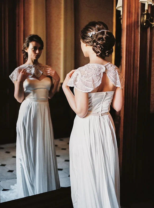 minaree-finery-bridal-capelets_-5-min.jpg