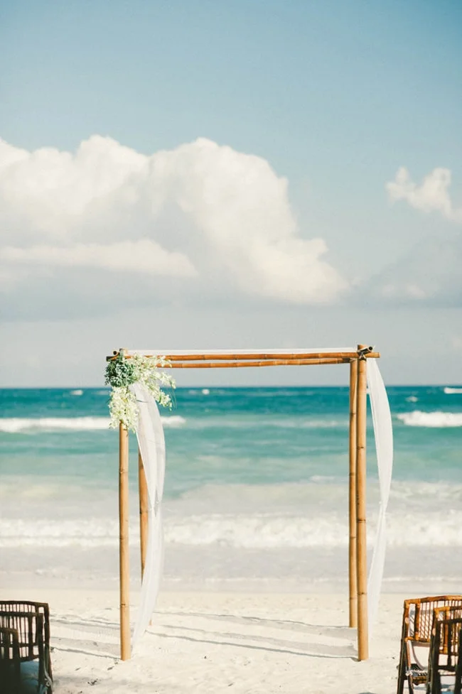 beach-wedding-arches-and-arbors-trendy-bride-3-min.jpg